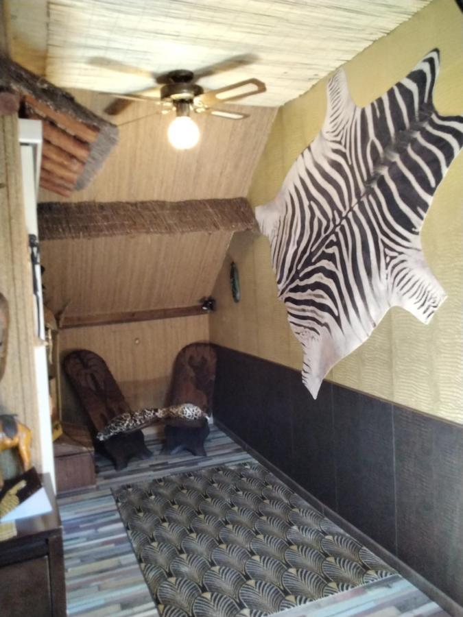 O Tour Du Monde Bed & Breakfast Cellettes  Bagian luar foto